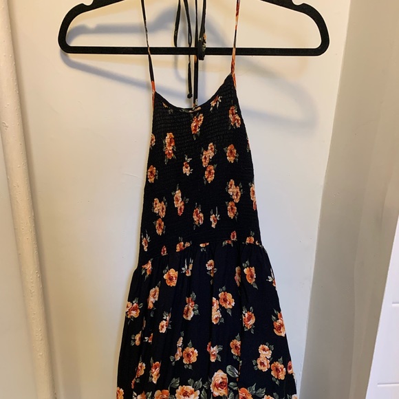 Summer dress - Picture 1 of 1